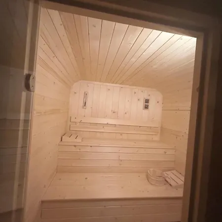 Ozkut Apartmanhaz *
