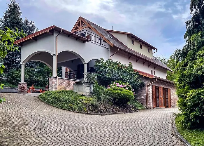 Ozkut Apartmanhaz Konukevi