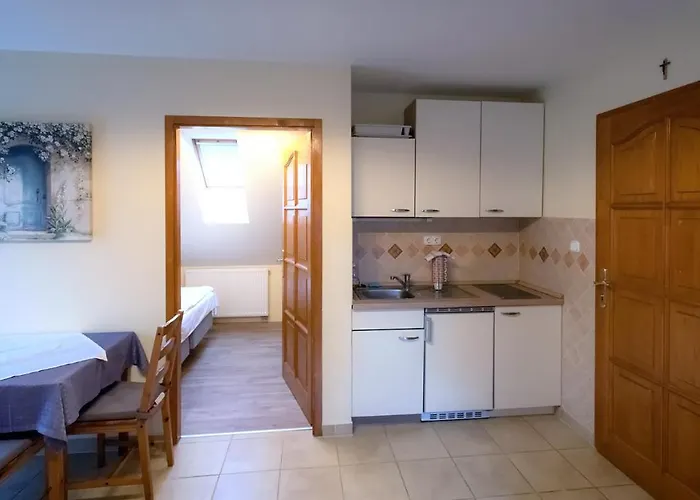 Ozkut Apartmanhaz * Olmod