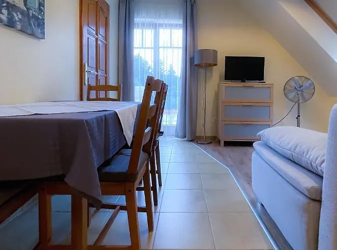 Ozkut Apartmanhaz Konukevi Olmod