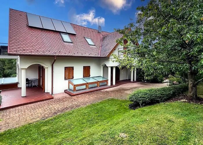 Ozkut Apartmanhaz Konukevi Olmod